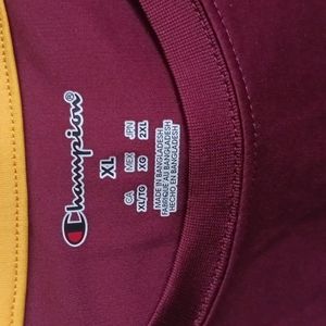 Long Sleeve UMD Bulldogs Shirt